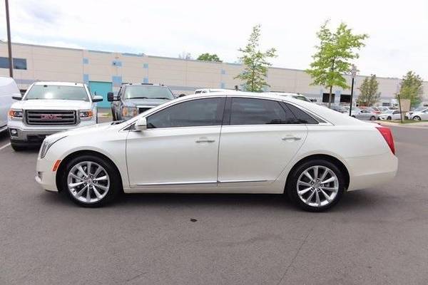 2013 Cadillac XTS Premium - - by dealer - vehicle for sale in CHANTILLY, District Of Columbia – photo 4