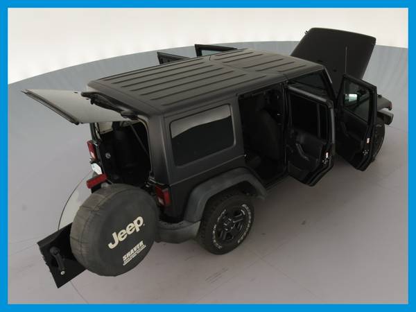2017 Jeep Wrangler Unlimited Sport S Sport Utility 4D suv Black for sale in Visalia, CA – photo 19