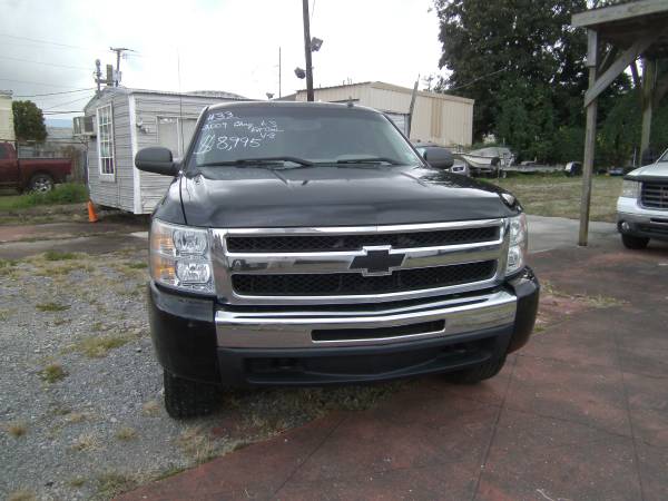 2009 Chevy Silverado LS V8 Ext Cab - cars & trucks - by owner -... for sale in Jefferson, LA – photo 4
