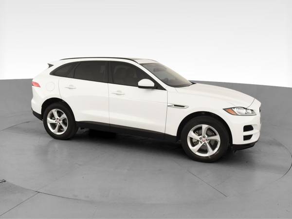2018 Jag Jaguar FPACE 25t Premium Sport Utility 4D suv White -... for sale in Atlanta, CA – photo 14