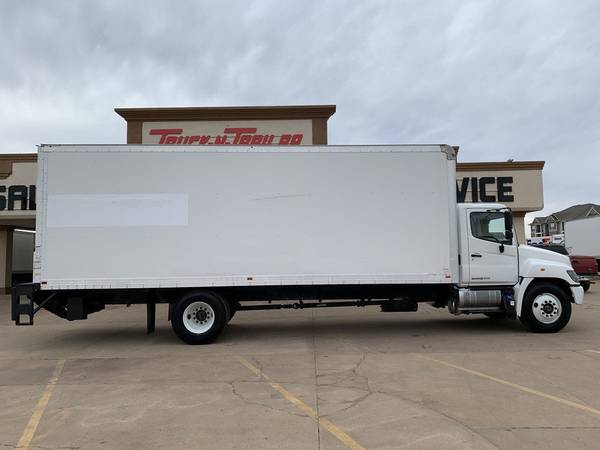 2017 HINO 268 26' Cargo Box Truck, Auto, Diesel, 107K Miles, Tuck... for sale in Oklahoma City, NE – photo 4