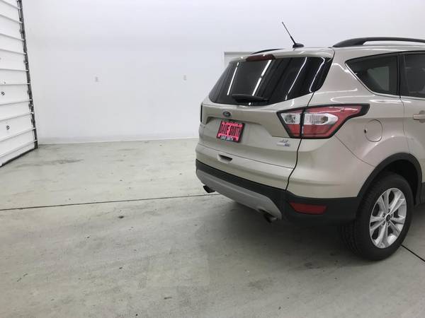 2018 Ford Escape 4x4 4WD SUV SE - cars & trucks - by dealer -... for sale in Kellogg, ID – photo 12