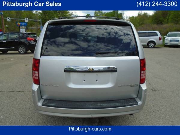2010 Chrysler Town & Country 4dr Wgn Touring with 4-wheel disc for sale in Pittsburgh, PA – photo 4