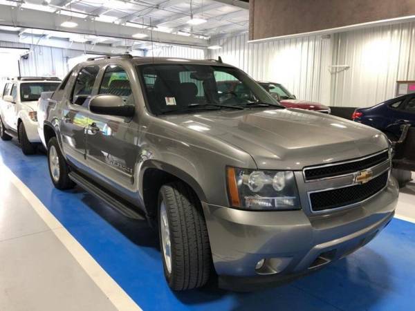 2007 Chevrolet Chevy Avalanche LT 1500 4dr Crew Cab 4WD SB CASH... for sale in Lake Ariel, PA – photo 10