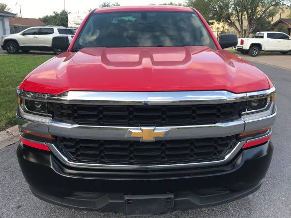 2018 CHEVROLET SILVERADO - cars & trucks - by owner - vehicle... for sale in McAllen, TX – photo 2
