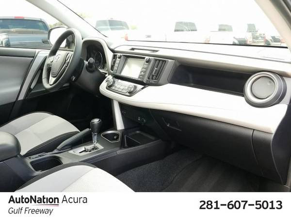 2017 Toyota RAV4 XLE SKU:HW372029 SUV for sale in Houston, TX – photo 19