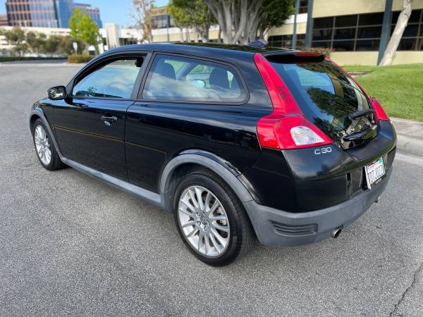 2010 Volvo C30 T5 Clean Title 15 Service Records 6 Speed Manual for sale in Irvine, CA – photo 6