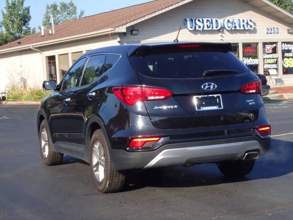 2018 Hyundai Santa Fe 2.4L suv Black for sale in Waterford Township, MI – photo 3