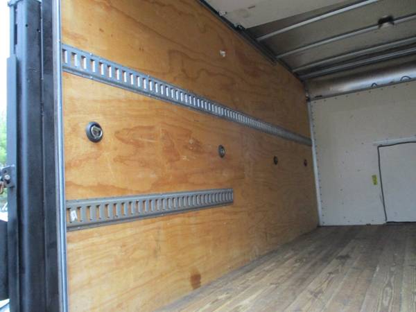 2012 Chevrolet Express G3500 14 FOOT BOX TRUCK W/ LIFTGATE 60K MILES for sale in south amboy, NJ – photo 21