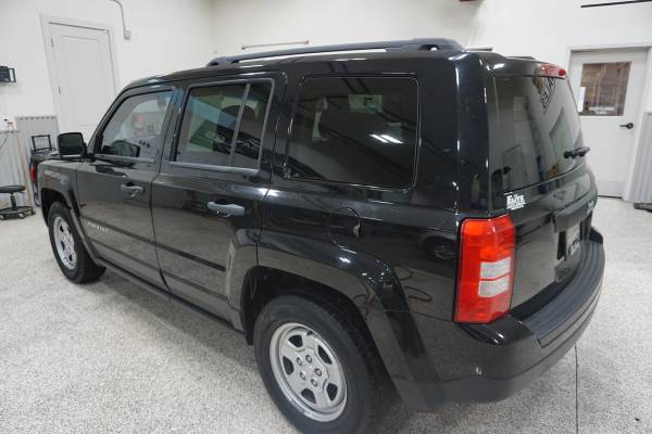 **Local Trade/Low Miles/FWD** 2014 Jeep Patriot Sport - cars &... for sale in Ammon, ID – photo 4