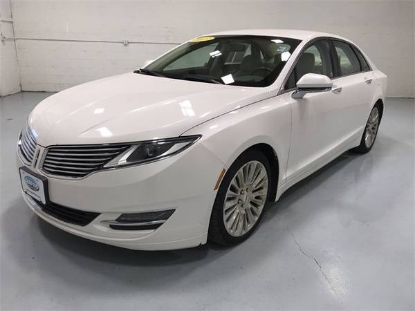 2013 Lincoln MKZ Base with - cars & trucks - by dealer - vehicle... for sale in Wapakoneta, IN – photo 3