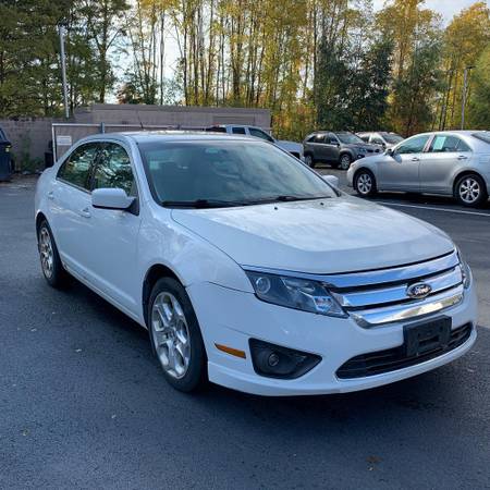 2010 FORD FUSION SE - cars & trucks - by owner - vehicle automotive... for sale in Brooklyn, NY – photo 2