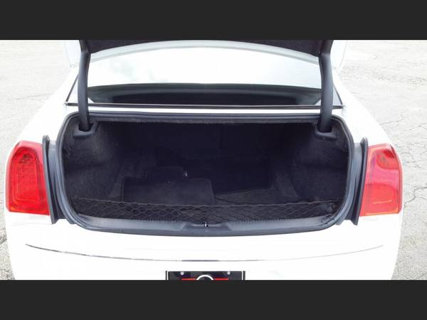 2015 Chrysler 300 Limited AWD 4dr Sedan with - - by for sale in Wakefield, MA – photo 21