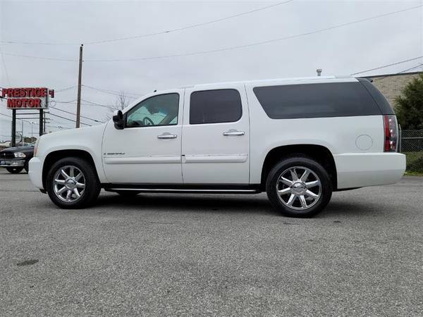 2007 GMC YUKON XL DENALI 4x4 $995 Down Payment - cars & trucks - by... for sale in Temple Hills, District Of Columbia – photo 7
