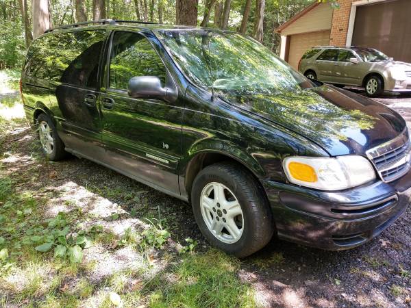 2002 Chevy Venture - Warner Brothers Edition for sale in Pennsylvania Furnace, PA – photo 2