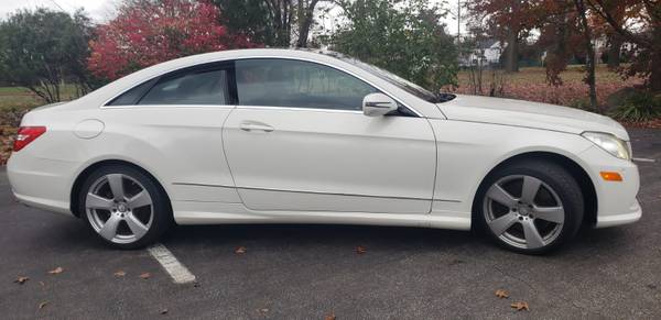 2010 Mercedes-Benz E 550 - cars & trucks - by dealer - vehicle... for sale in Westbury , NY – photo 2