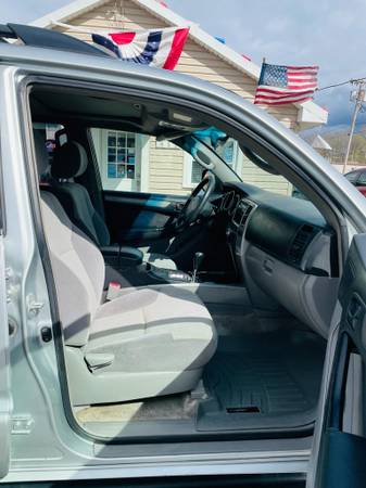 2005 Toyota 4Runner Automatic 4x4 Low Mileage Excellent Condition for sale in Front Royal, VA – photo 15