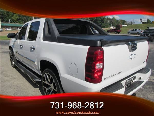 2009 CHEVROLET AVALANCHE, LEATHER, BLUETOOTH, TV/DVD, EXTRA CLEAN!! VE for sale in Lexington, TN – photo 13