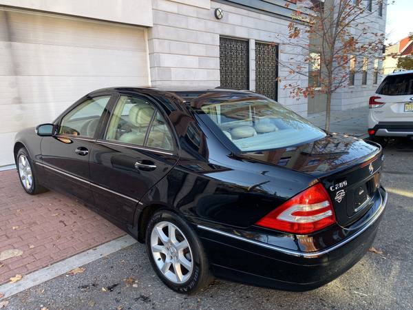 2007 Mercedes-Benz C280 4Matic - cars & trucks - by owner - vehicle... for sale in Bayonne, NY – photo 8