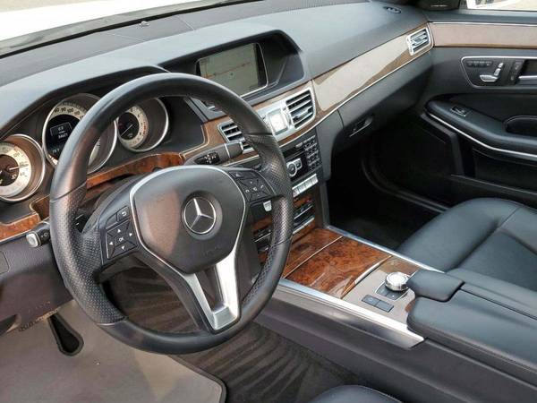 2014 Mercedes-Benz E-Class E 350 Sedan 4D sedan White - FINANCE... for sale in Las Vegas, NV – photo 23