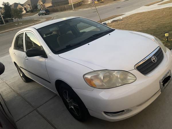 2005 Toyota Corolla Low miles $3800 OBO - cars & trucks - by owner -... for sale in Manor, TX – photo 4