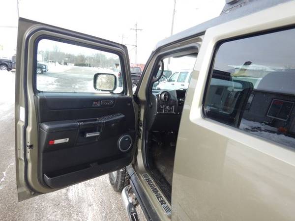 2005 HUMMER H2 SUV - Must Sell! Special Deal! - - by for sale in Oakdale, MN – photo 10