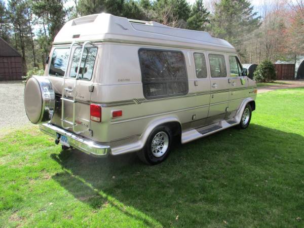1994 GMC Vandura 2500 Conversion Van for sale in Wallingford, CT – photo 6