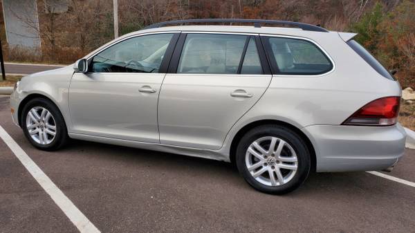 2011 Volkswagen Jetta TDI - cars & trucks - by dealer - vehicle... for sale in Eau Claire, WI – photo 5