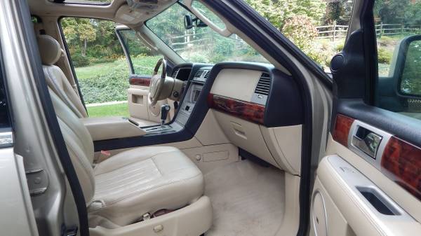 2006 Lincoln Navigator for sale in HARRISBURG, PA – photo 12