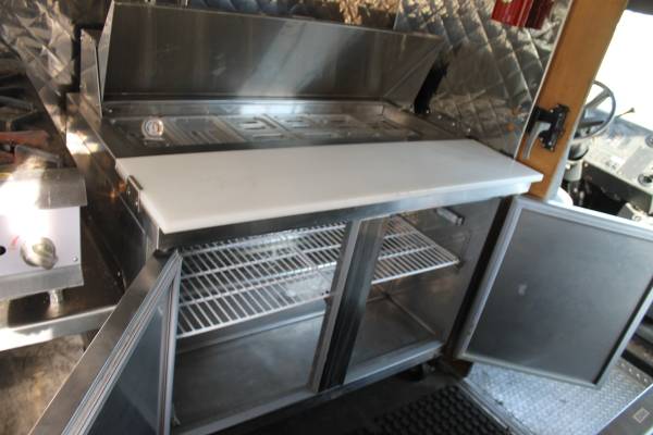 2004 Workhorse FoodTruck (Price Reduced) for sale in Brandywine, District Of Columbia – photo 11