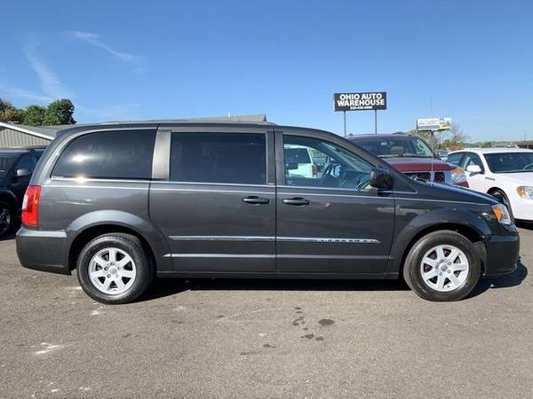2012 Chrysler Town Country Touring Tv/DVD 3rd Row Leather V6 We Fina for sale in Canton, WV – photo 5