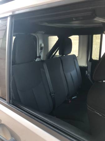 2018 Jeep Wrangler JK UNLIMITED SAHARA 4WD, 4D, Automatic, 33K -... for sale in Edmond, OK – photo 18