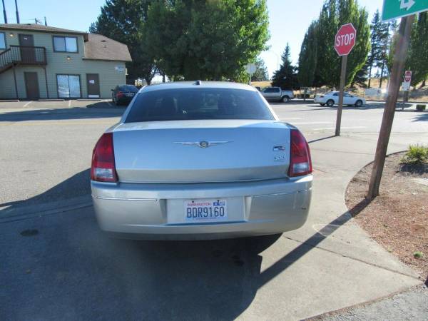 2006 Chrysler 300 Touring 4dr Sedan - Down Pymts Starting at $499 -... for sale in Marysville, WA – photo 4