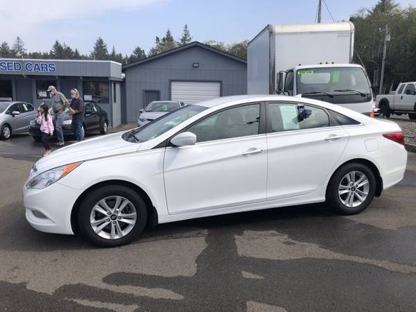 2013 Hyundai Sonata Gls Pzev - cars & trucks - by dealer - vehicle... for sale in Coos Bay, OR – photo 3