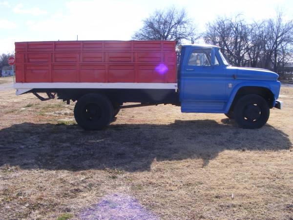 1964 C60 Wheat Truck w/dump bed for sale in ENID, OK – photo 9