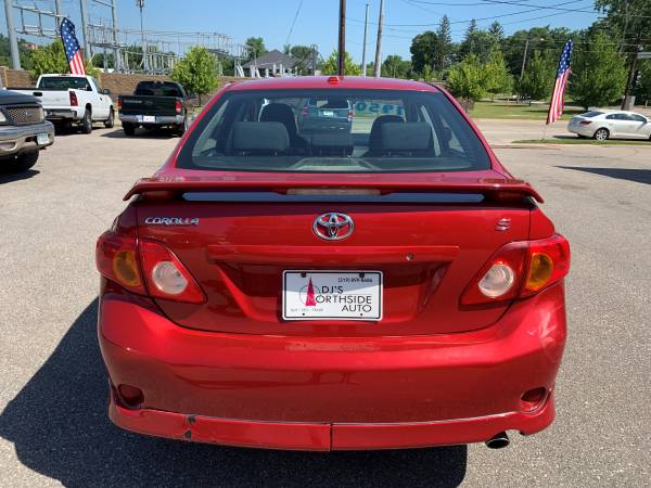 2010 TOYOTA COROLLA 'S' 5-SPEED MANUAL SUNROOF ONLY 115K MILES for sale in Cedar Rapids, IA – photo 4