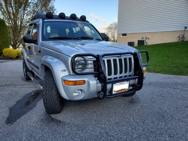2004 Jeep Liberty Renegade - cars & trucks - by owner - vehicle... for sale in Ellicott City, MD – photo 2