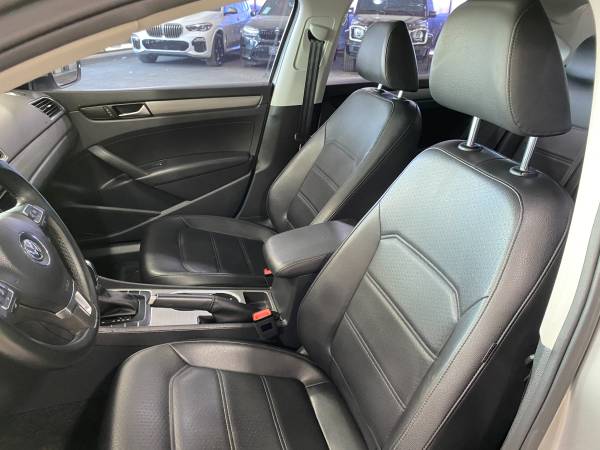 2014 Volkswagen Passat 2 0L TDI SE - - by dealer for sale in Springfield, IL – photo 9