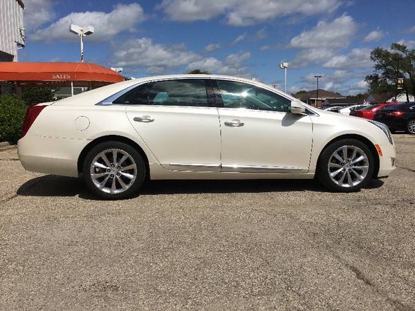 2013 Cadillac XTS Premium for sale in Middleton, WI – photo 4