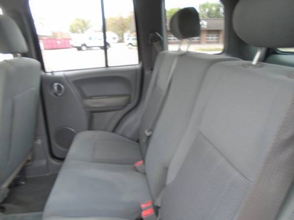 06 Jeep Liberty Limited 4WD 78, 000 MILES - - by dealer for sale in Sioux City, IA – photo 6