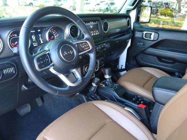 2020 Jeep Gladiator Rubicon~ ONLY 6K MILES~ 1-OWNER~ CLEAN CARFAX~... for sale in Sarasota, FL – photo 17
