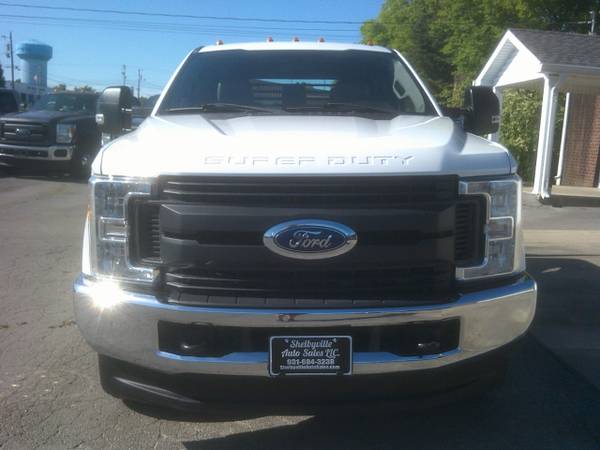 2017 Ford Super Duty F-350 DRW 4X4 Crew Cab XL - - by for sale in Shelbyville, TN – photo 2