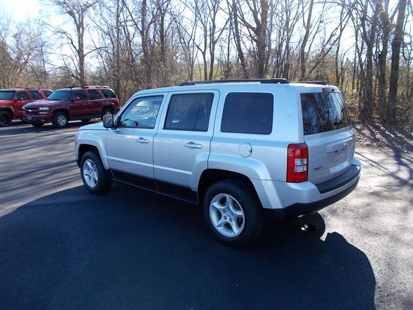 2012 Jeep Patriot Sport - - by dealer - vehicle for sale in Shelbyville, AL – photo 5