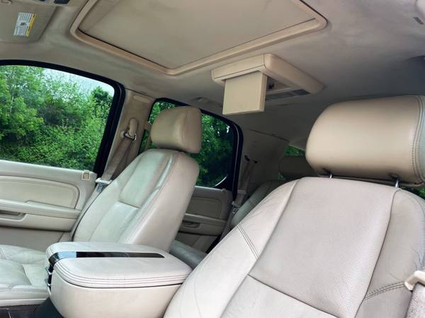 2007 Cadillac Escalade AWD 4dr SUV , 3RD ROW SEATS , VERY RELIABLE ! for sale in Gladstone, WA – photo 19