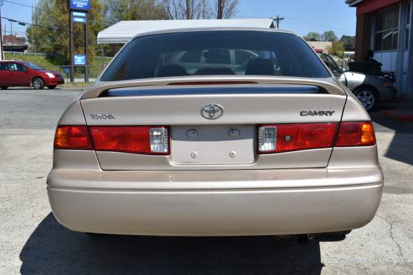 2001 TOYOTA CAMRY LE 2 2L 4CYL AUTOMATIC GAS SAVER! - cars & for sale in Greensboro, NC – photo 4