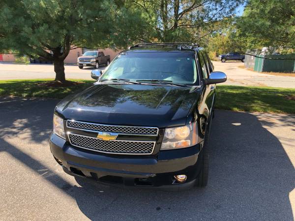 *** 2011 Chevrolet Avalanche LTZ 5.3L 4X4 so it is loaded.**Just only for sale in Nashua, RI – photo 9