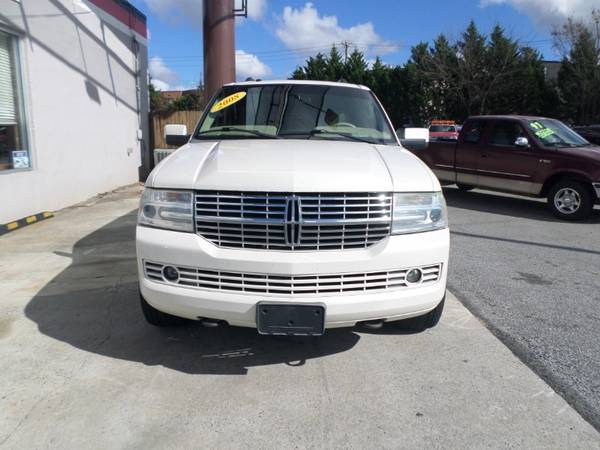2008 Lincoln Navigator 2WD - cars & trucks - by dealer - vehicle... for sale in High Point, NC – photo 2