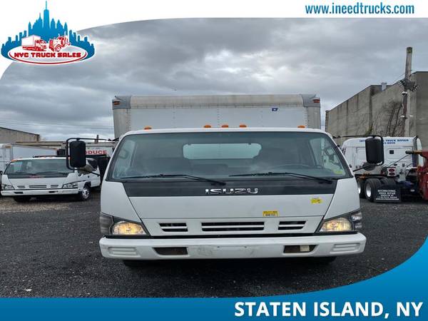 2007 ISUZU NQR 16' FEET DIESEL BOX TRUCK LIFT GATE LOW MILES -maryland for sale in Staten Island, District Of Columbia – photo 2