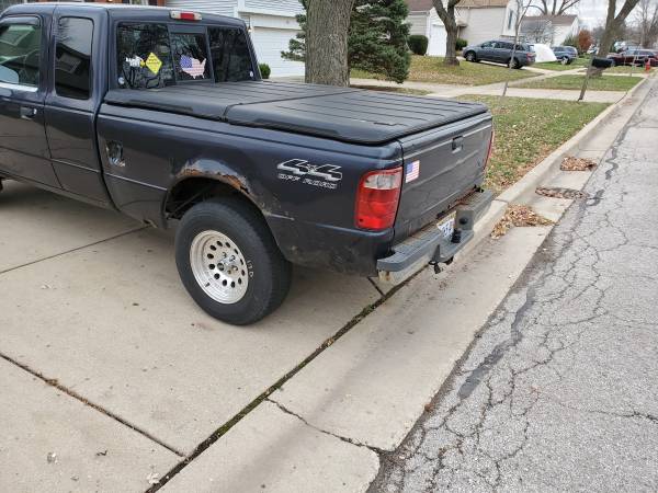 2001 Ford Ranger XLT 4X4 Extended cab pickup truck - cars & trucks -... for sale in Schaumburg, IL – photo 3
