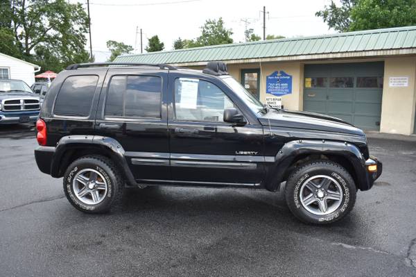 2004 Jeep Liberty Renegade 4WD for sale in Mount Joy, PA – photo 4